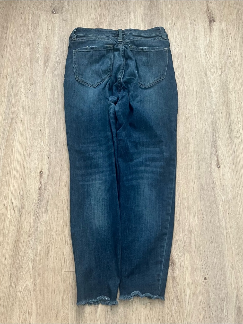 KanCan Distressed Button Fly Jeans Womens Size 5/26 Blue Skinny Denim - Picture 3 of 10
